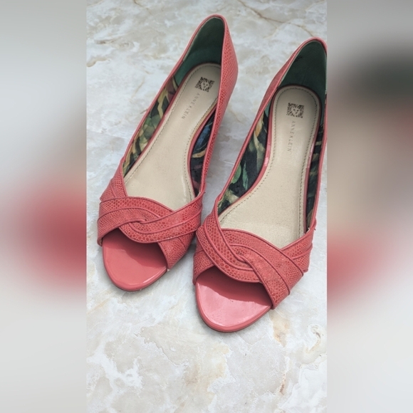Anne Klein Woman's Leather Upper Open-Toe Shoes Size 10M - Picture 1 of 12